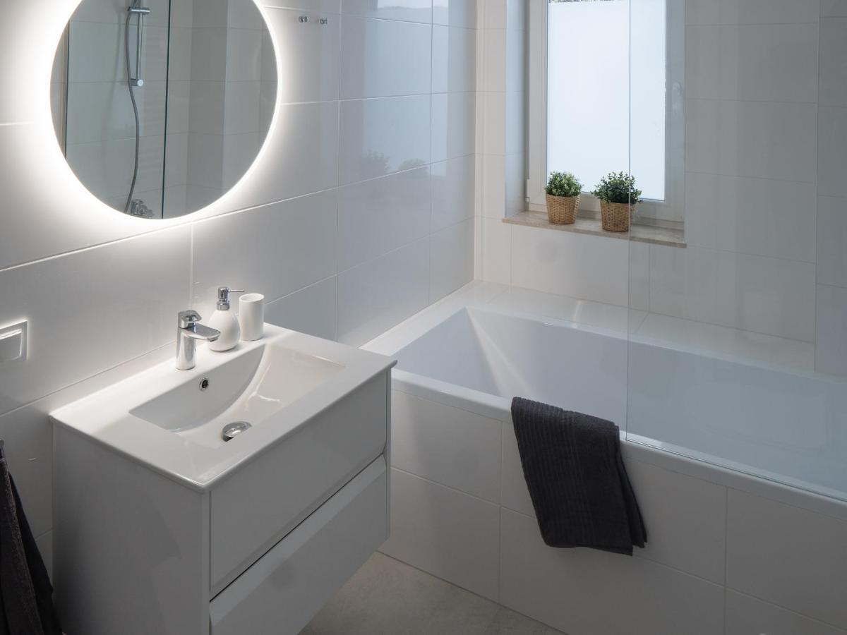 Apartament Clever 2 Kamienica Grochow Варшава Экстерьер фото